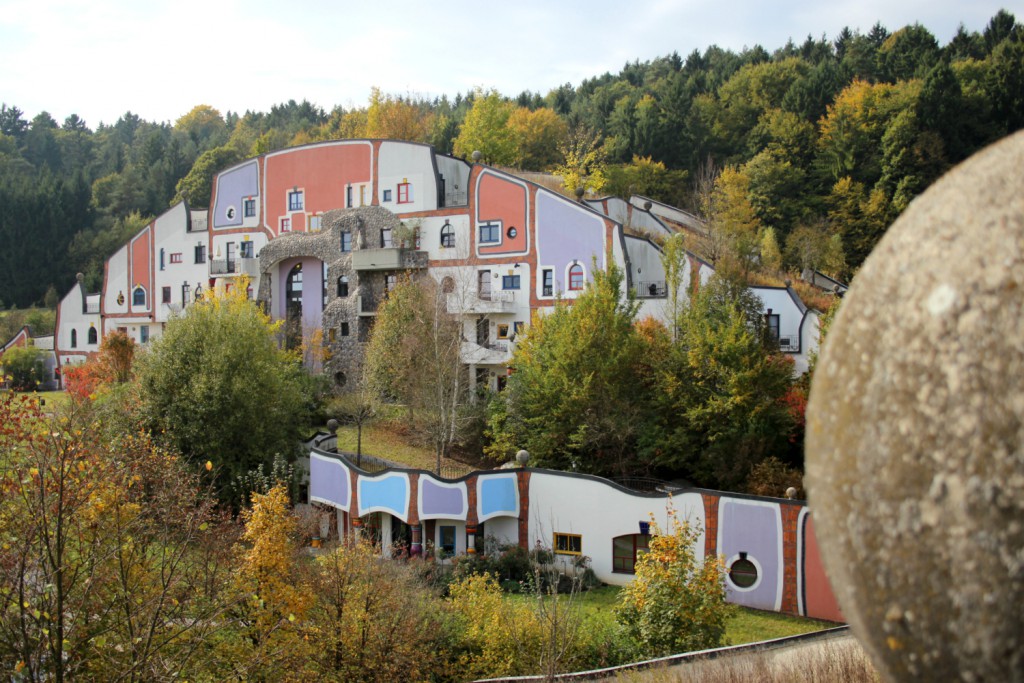 therme-rogner-bad-blumau-hundertwasser-architektur