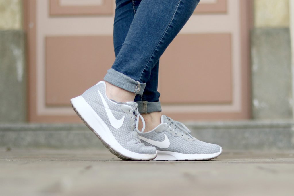 Nike Sneaker Grau Deichmann Blogger Outfit