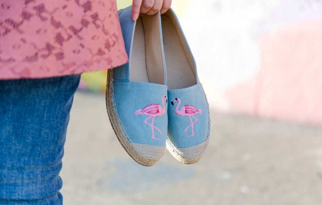 Blogger Outfit Fashionblog Deichmann Espadrilles Flamingo